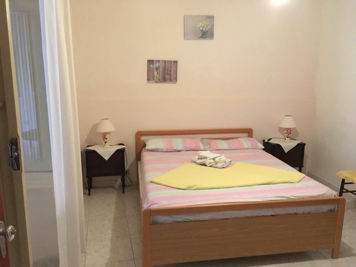 Anna Apartment Вилапуцу Екстериор снимка